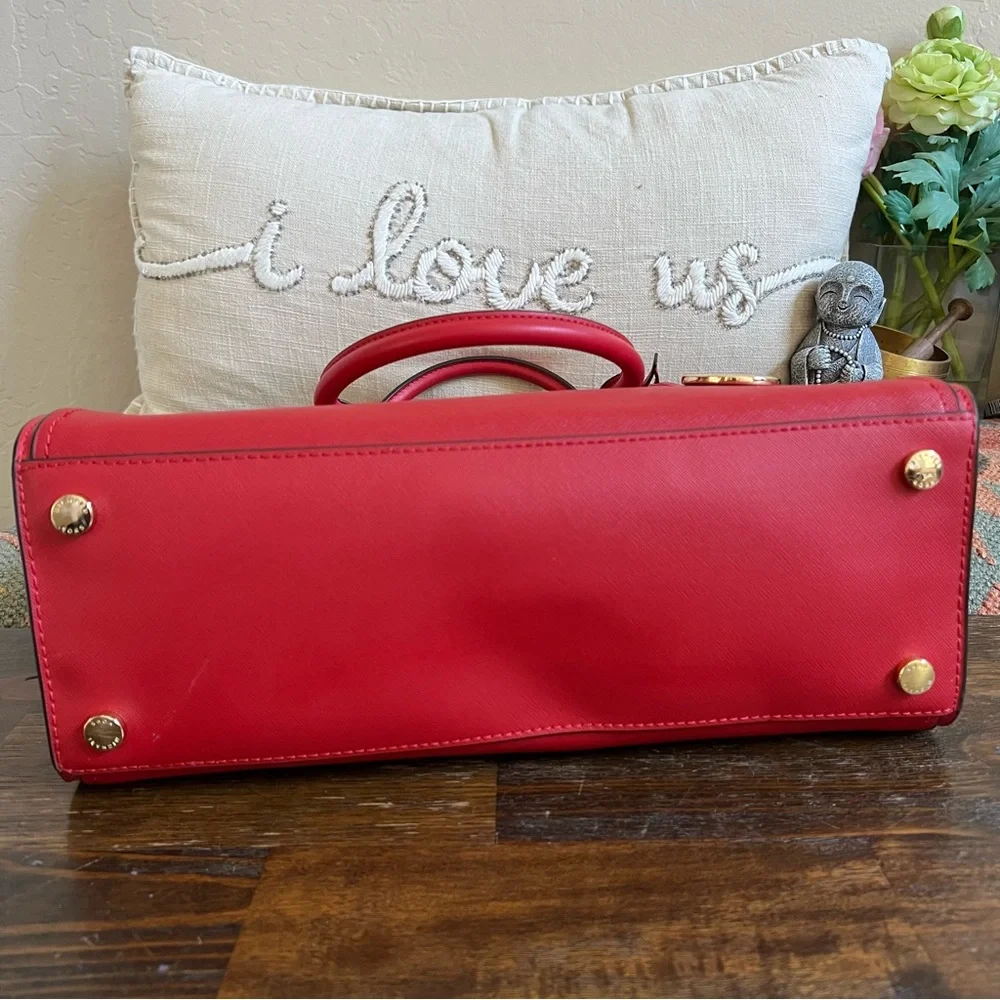 Michael Kors Sheila Tri Compartment Medium Satchel (No Long Strap)